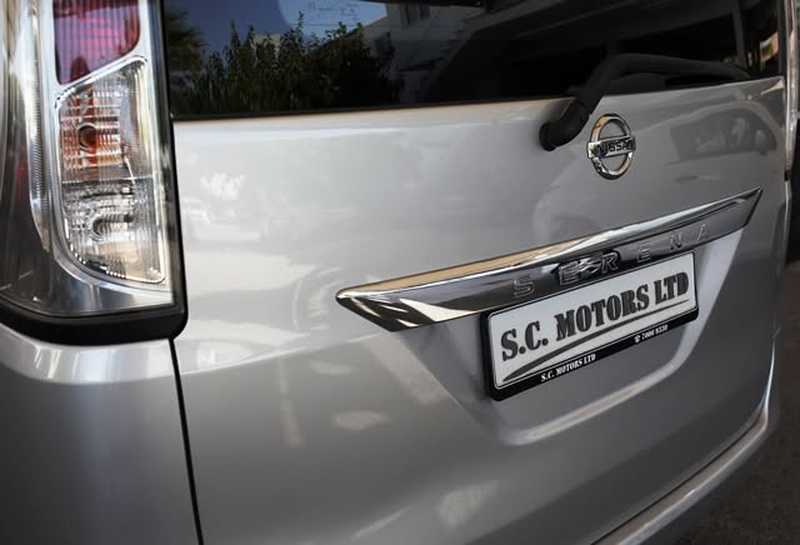 2011 Nissan Serena 2,0L 2011 Cyprus