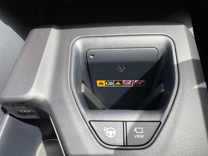 2022 Toyota Crown 2,4L 2022 Cyprus