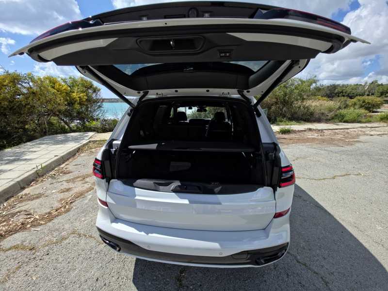 2024 BMW X7 3,0L 2024 Cyprus