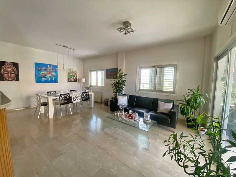 4-bedroom apartment for sale