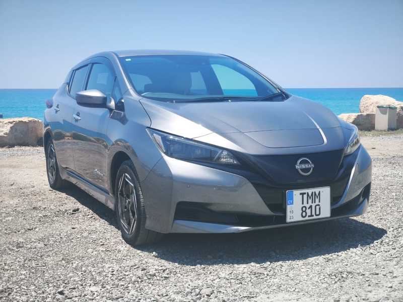Nissan Leaf Electric 2024