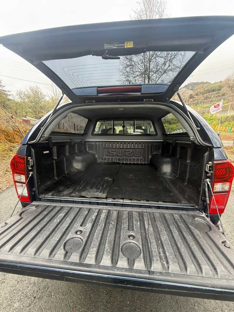 2017 Isuzu D-MAX 1,9L 2017 Cyprus