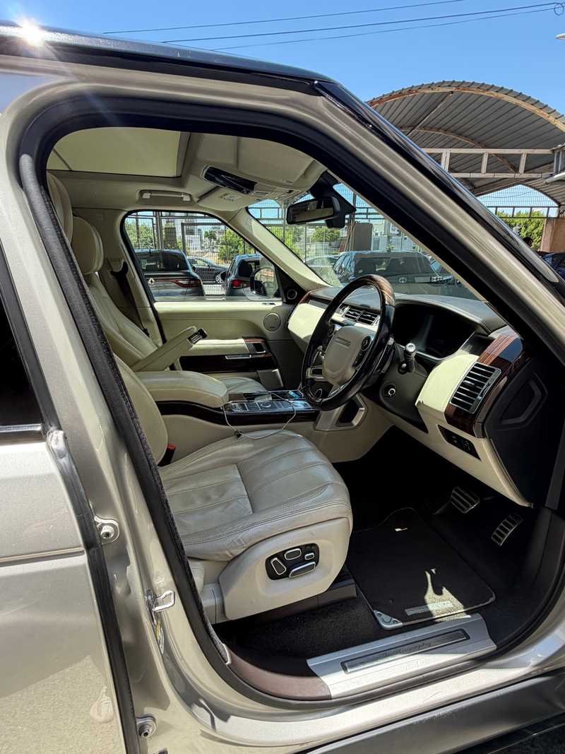 2014 Land Rover Range Rover Vogue 4,4L 2014 Cyprus