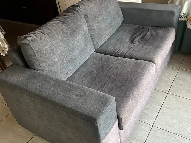 2 καναπέδες, Larnaca — Livadia Larnakas