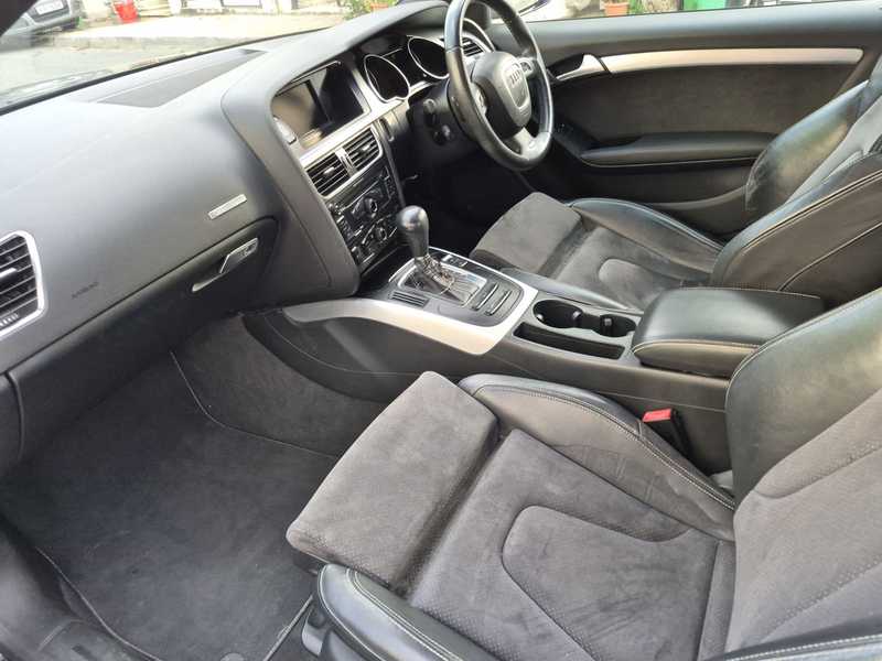 2009 Audi A5 2,0L 2009 Cyprus