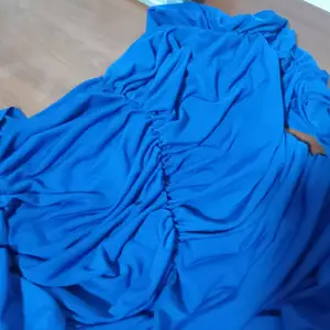 Short dress, Επαρχία Λεμεσού — Λεμεσός - Αγία Ζώνη