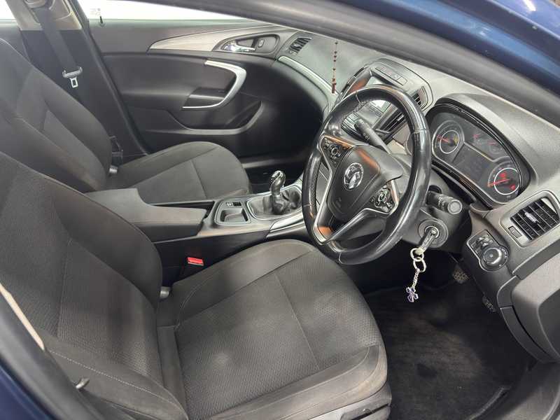 2015 Opel, Vauxhall Insignia 2,0L 2015 Cyprus