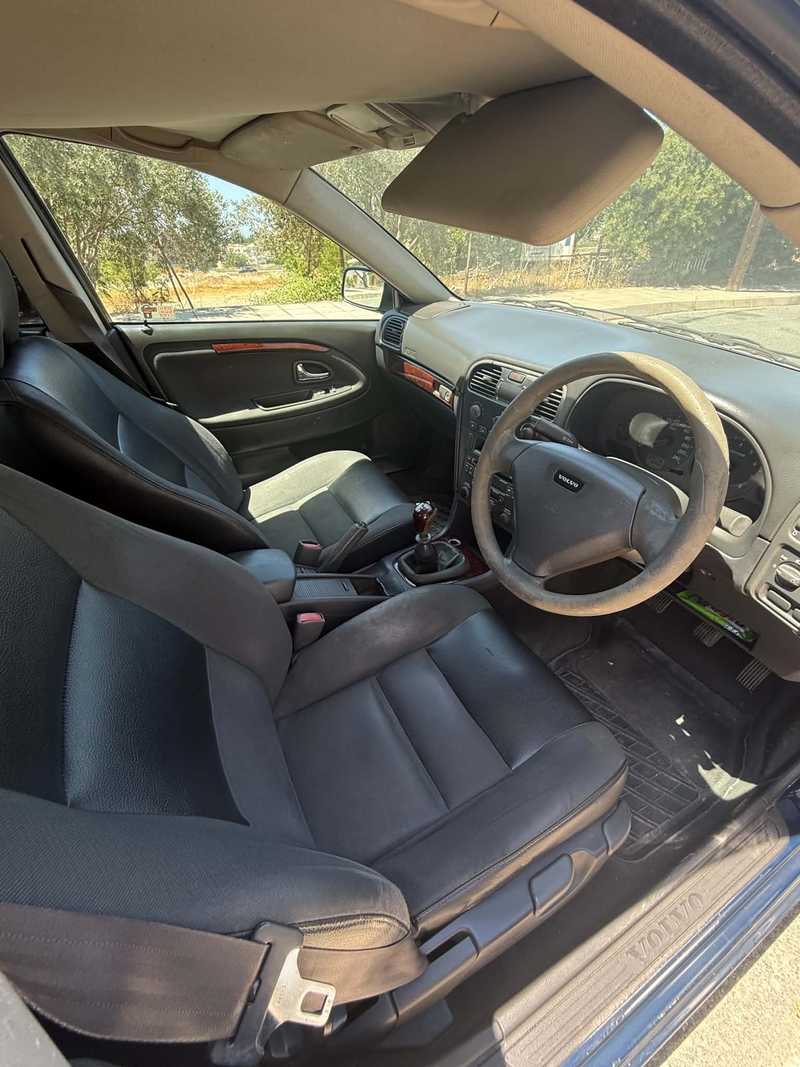 2004 Volvo S40 1,6L 2004 Cyprus
