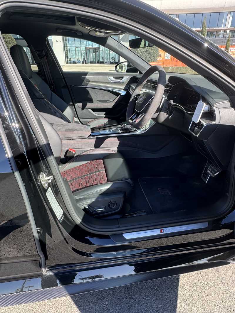 2024 Audi RS6 4,0L 2024 Cyprus