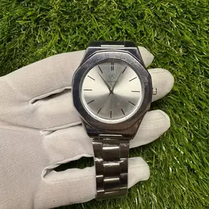 Luxurious silver & white watch, Επαρχία Λεμεσού — Άγιος Ιωάννης Λεμεσού