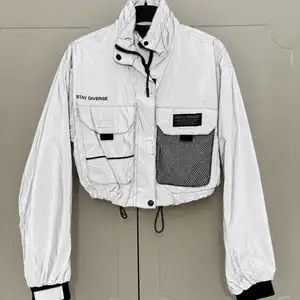 Bershka stay diverse cropped ανακλαστικό μπουφάν reflective jacket, Επαρχία Αμμοχώστου — Αγία Νάπα