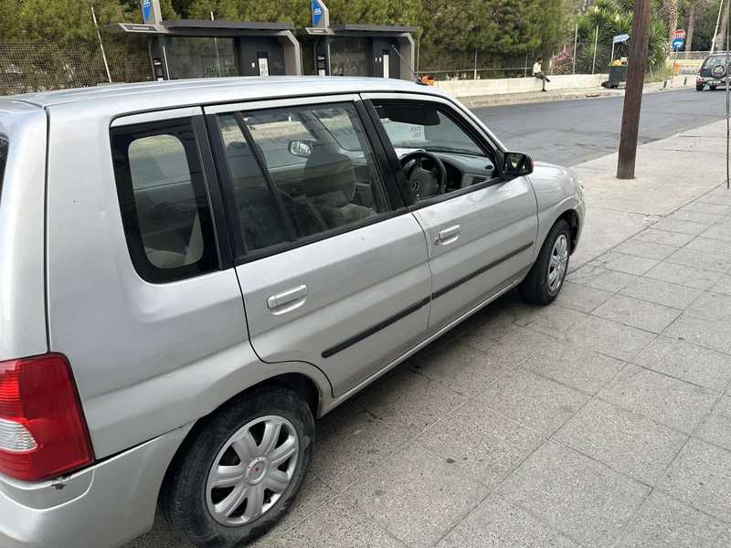 Mazda Demio 1,3L 2001
