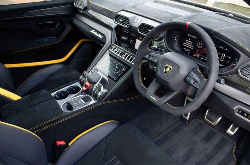 2025 Lamborghini Urus 4,0L 2025 Cyprus
