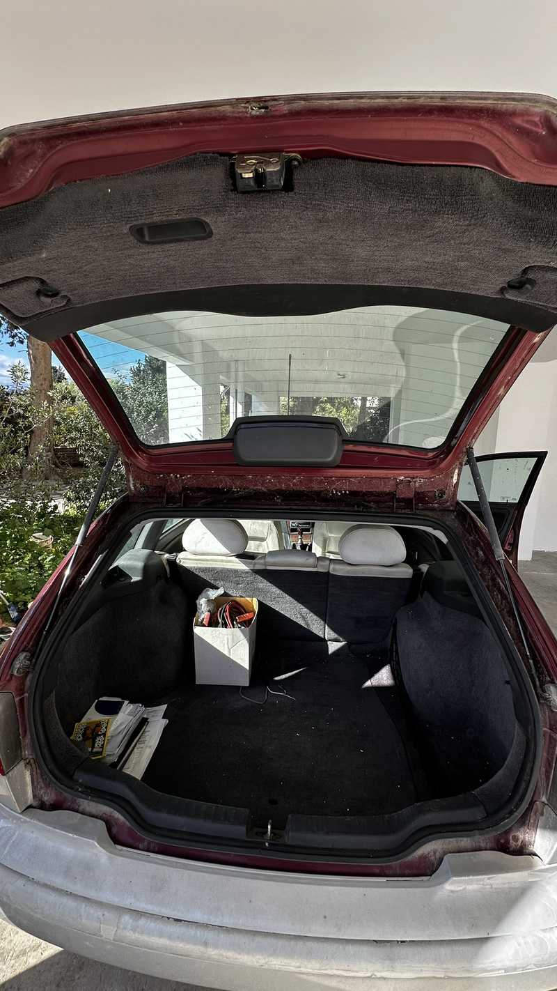 2000 Volvo V40 1,8L 2000 Cyprus