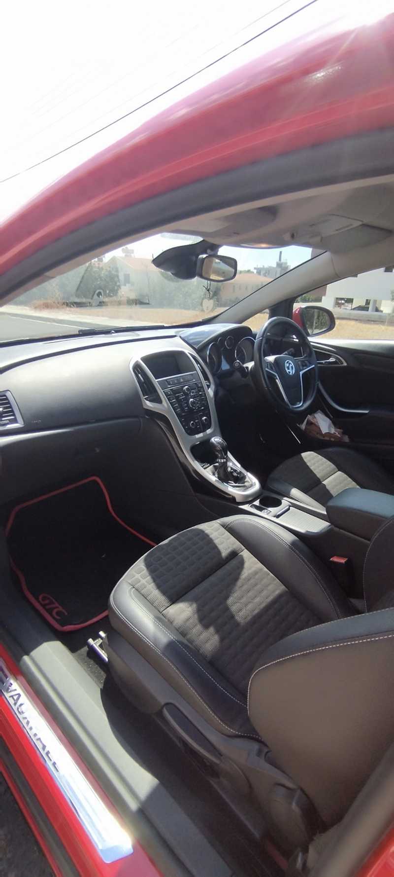 2012 Opel, Vauxhall Astra 1,6L 2012 Cyprus