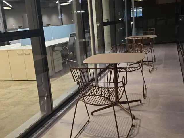 Brand-new, fully furnished class a office available for rent in iq offices, Limassol — Limassol - Agia Zoni - 10