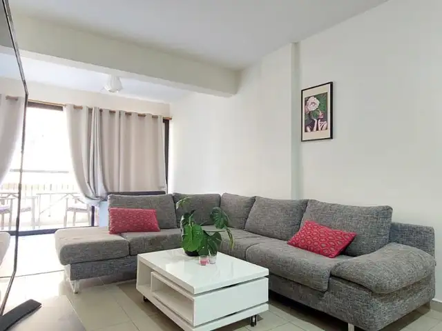 2-bedroom apartment for sale, Larnaca — Larnaka - Finikoudes
