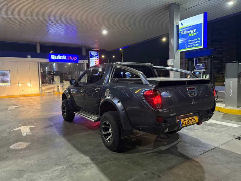 2009 Mitsubishi L200 2,5L 2009 Cyprus