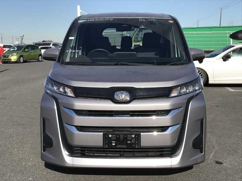 Toyota Noah 2,0L 2023