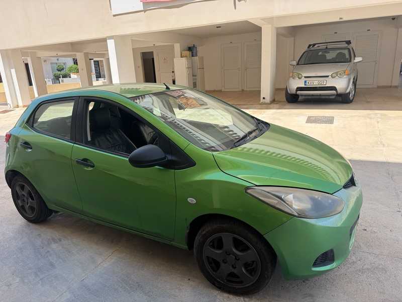 2009 Mazda Demio 1,4L 2009 Cyprus