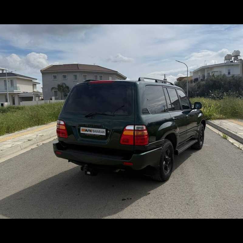 2000 Toyota Land Cruiser VX100 4,8L 2000 Cyprus