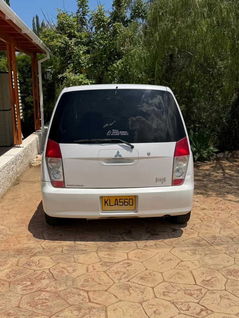 2001 Mitsubishi Dingo 1,5L 2001 Cyprus