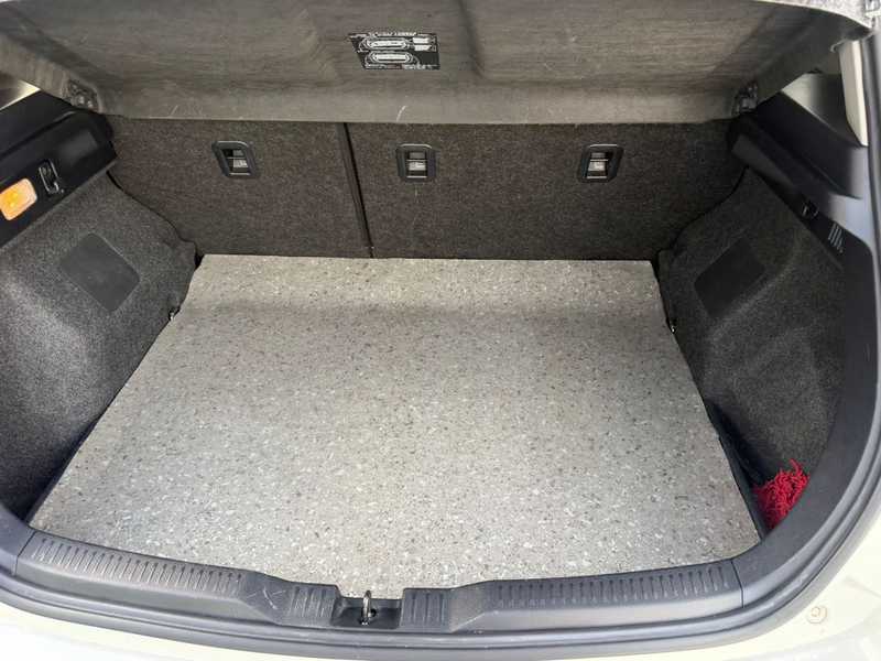 2015 Toyota Auris 1,2L 2015 Cyprus