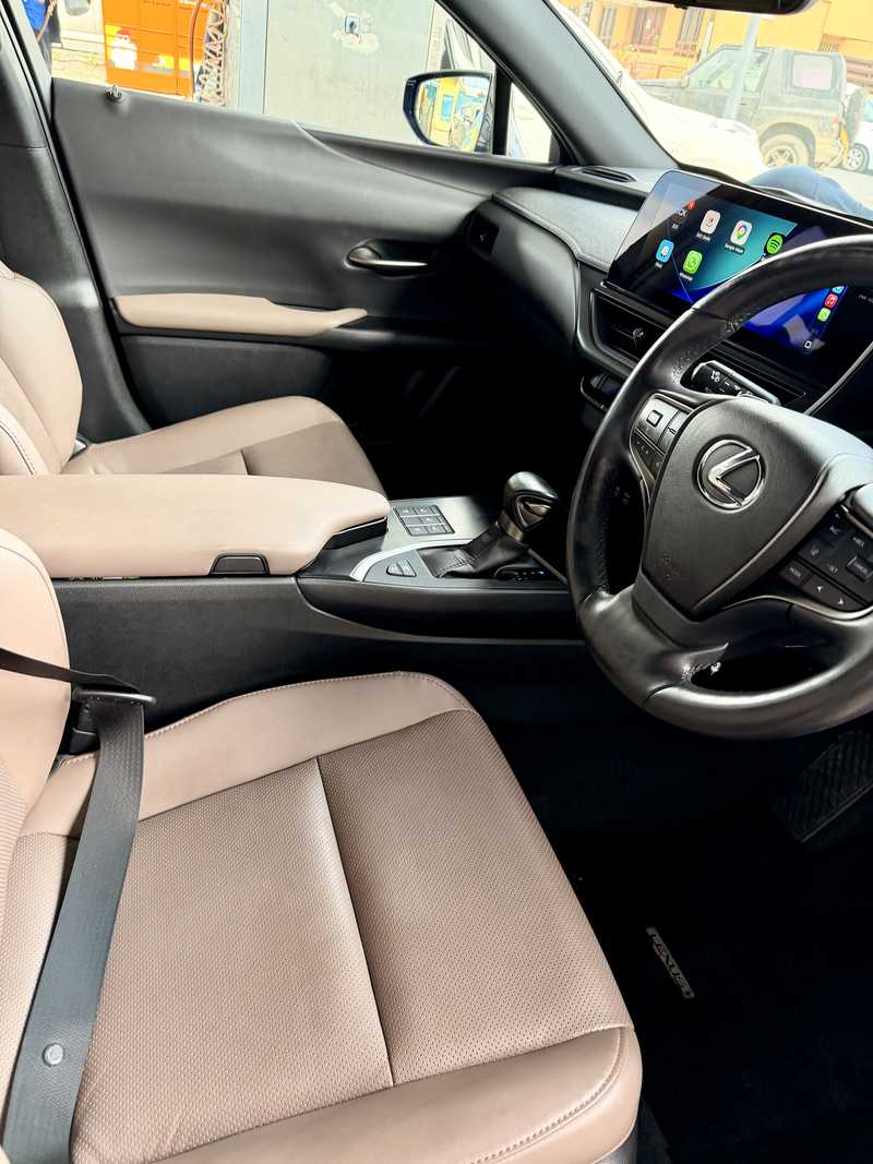 2023 Lexus UX 2,0L 2023 Cyprus