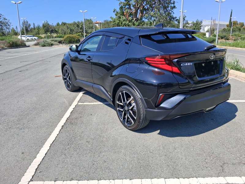 2021 Toyota C-HR 1,8L 2021 Cyprus