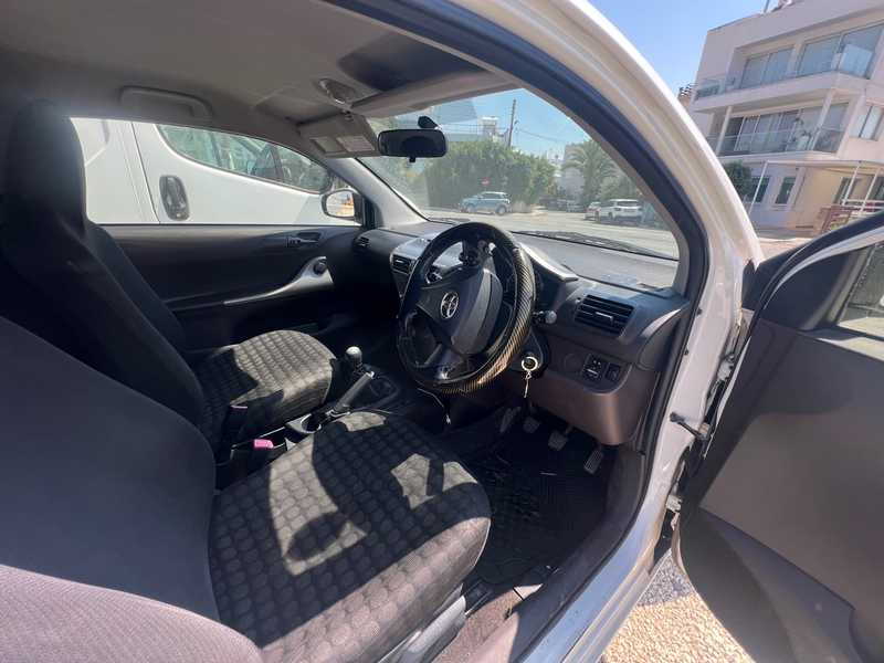 2010 Toyota IQ 1,3L 2010 Cyprus