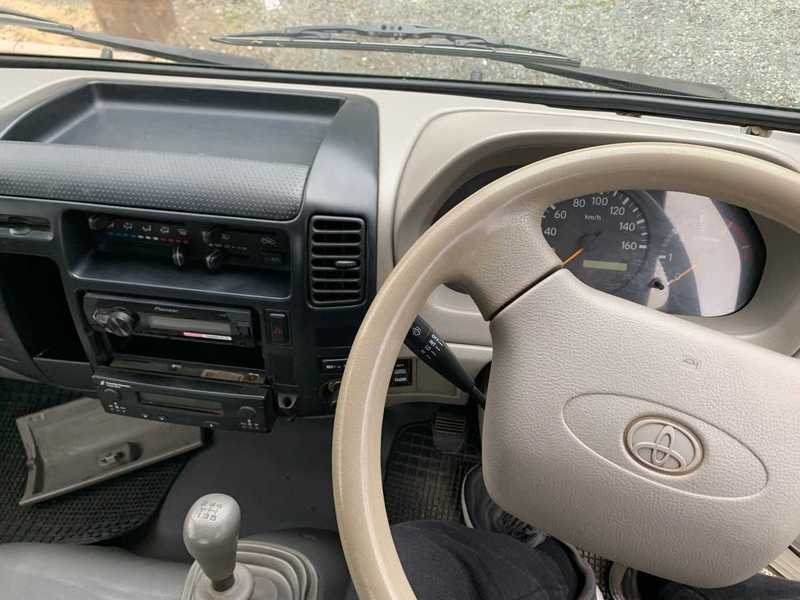 2003 Toyota Light Truck 3,6L 2003 Cyprus