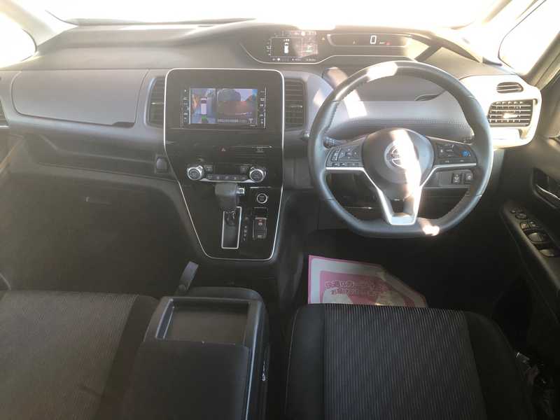 2021 Nissan Serena 2,0L 2021 Cyprus