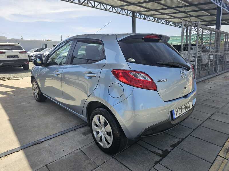 2013 Mazda Demio 1,3L 2013 Cyprus