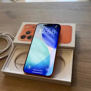 Iphone 17 pro 256gb cosmic orange pristine condition 100 battery health, Nicosia — Strovolos - Stavros