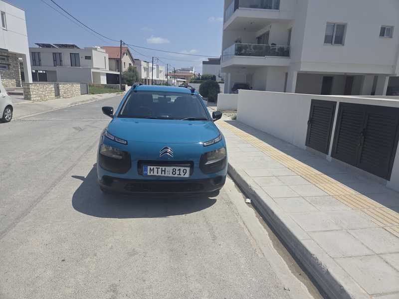 2017 Citroen Cactus 1,2L 2017 Cyprus