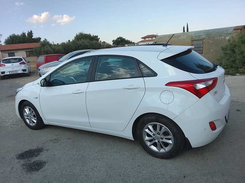 2014 Hyundai i30 1,4L 2014 Cyprus