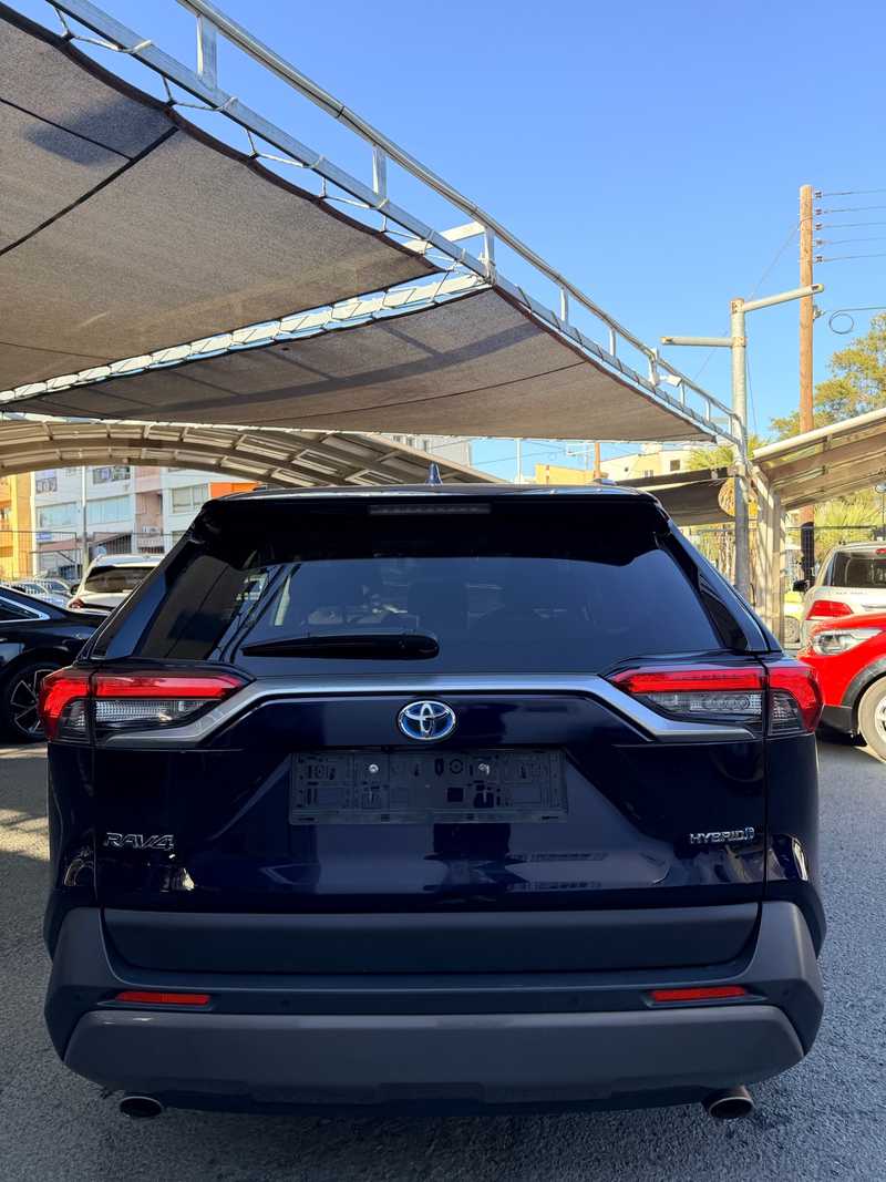 2021 Toyota RAV4 2,5L 2021 Cyprus