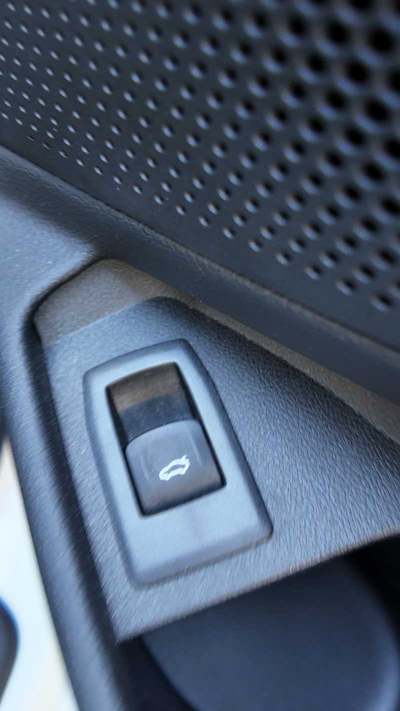 2022 BMW 3-Series 2,0L 2022 Cyprus