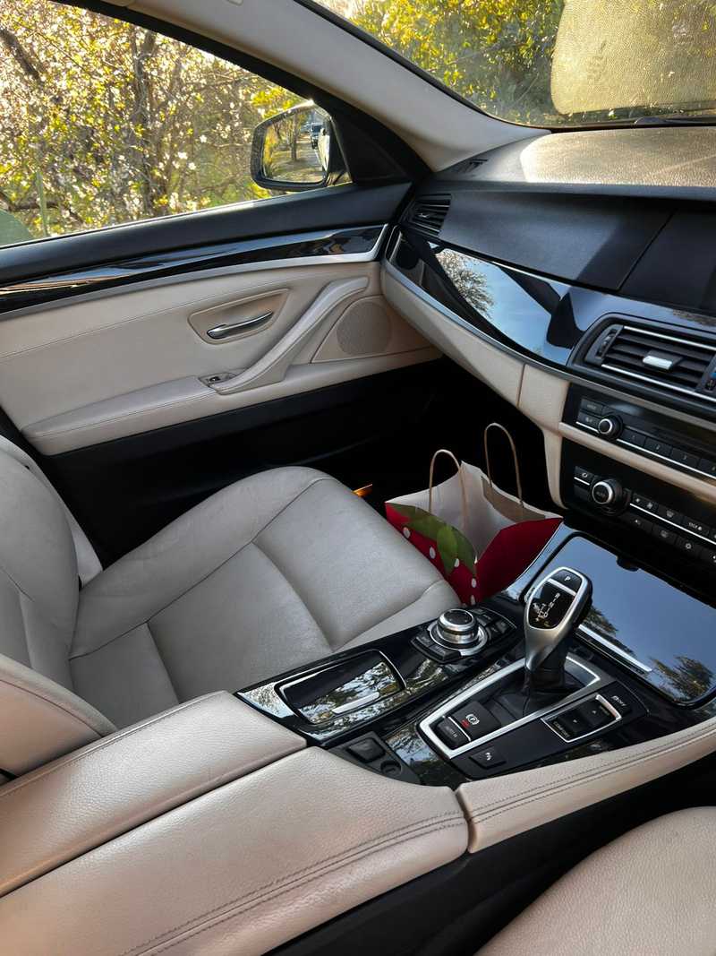 2011 BMW 5-Series 2,0L 2011 Cyprus