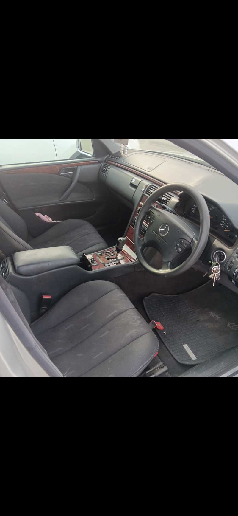 2001 Mercedes-Benz E-Class 2,6L 2001 Cyprus