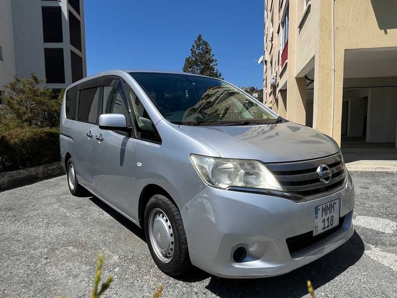 2012 Nissan Serena 2,0L 2012 Cyprus