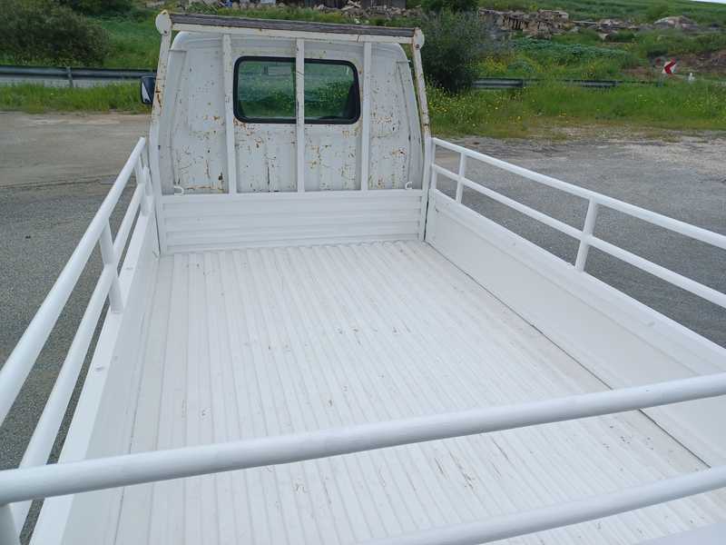 2004 Mazda Bongo 1,8L 2004 Cyprus