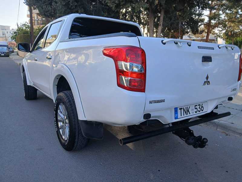2016 Mitsubishi L200 2,5L 2016 Cyprus