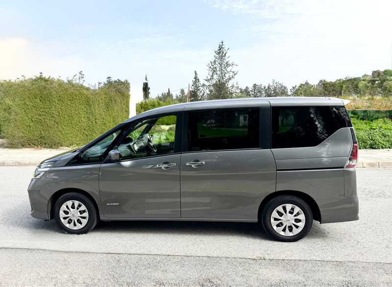 Nissan Serena 2,0L 2021