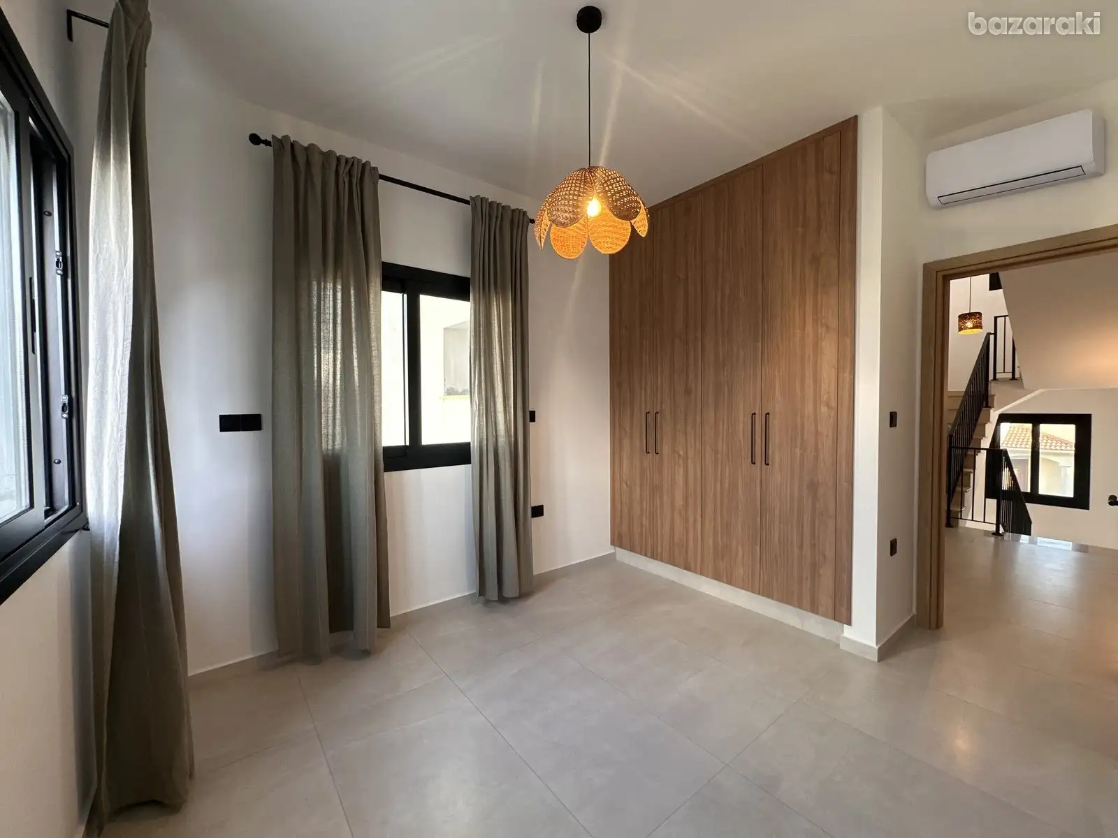 House, 4 bedrooms — 14