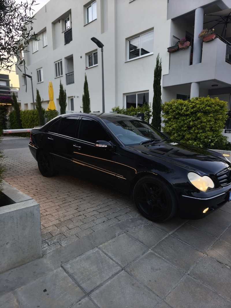 2003 Mercedes-Benz C-Class 1,8L 2003 Cyprus