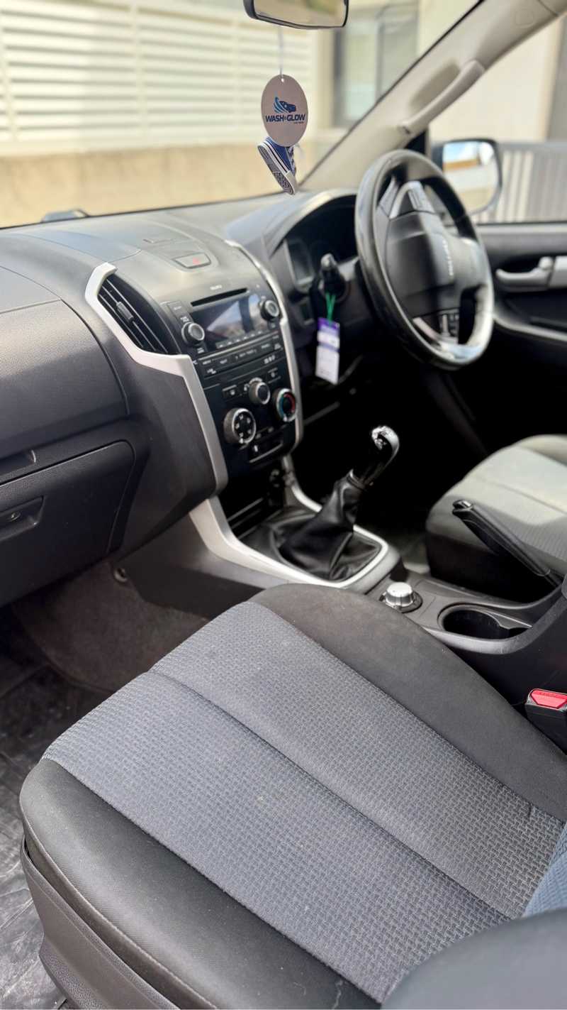 2015 Isuzu D-MAX 2,5L 2015 Cyprus