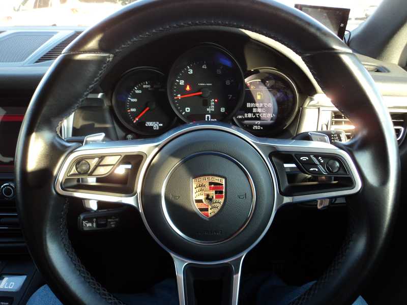 2022 Porsche Macan 2,0L 2022 Cyprus
