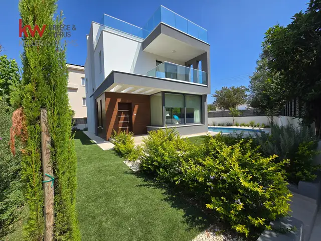 3-bedroom detached house for sale, Paphos — Mesa Chorio
