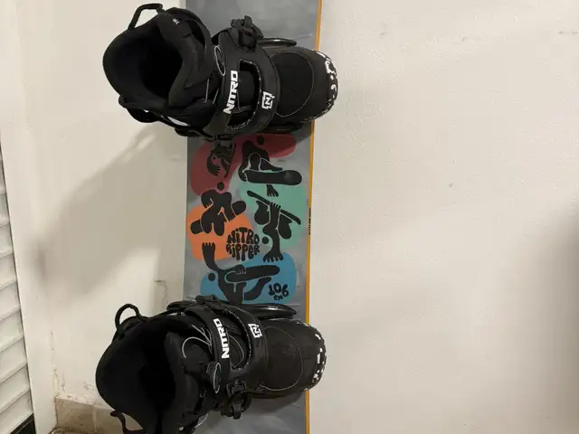 Nitro snowboard and boots, Επαρχία Λευκωσίας — Λευκωσία - Λυκαβηττός